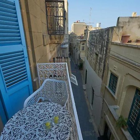 Magic In The Heart Of Old Gozo Apartment Victoria Luaran gambar